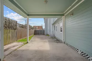 3806 Ave S, Galveston, TX 77550 - Photo 41