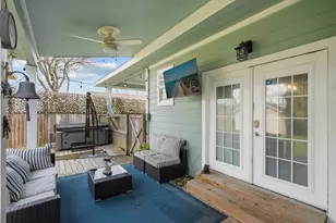 3806 Ave S, Galveston, TX 77550 - Photo 43