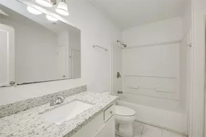 704 Pin Money Street, Clute, TX 77531 - Photo 11