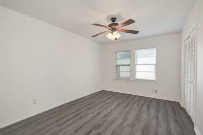 704 Pin Money Street, Clute, TX 77531 - Photo 13