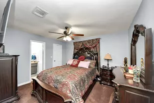 1930 Deerhurst Ln, Houston, TX 77088 - Photo 13