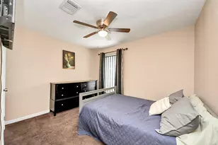1930 Deerhurst Ln, Houston, TX 77088 - Photo 17