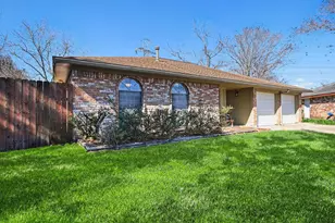 4123 Bermuda Dr, Pasadena, TX 77503 - Photo 3