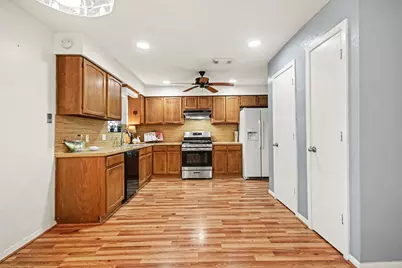 4123 Bermuda Drive, Pasadena, TX 77503 - Photo 11