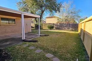 6910 Krause Dr, Houston, TX 77489 - Photo 15