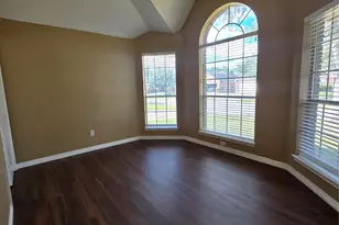 2730 N Larkspur Cir, Pearland, TX 77584 - Photo 31