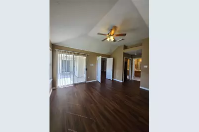 2730 N Larkspur Circle, Pearland, TX 77584 - Photo 7