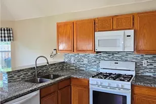 2730 N Larkspur Cir, Pearland, TX 77584 - Photo 19