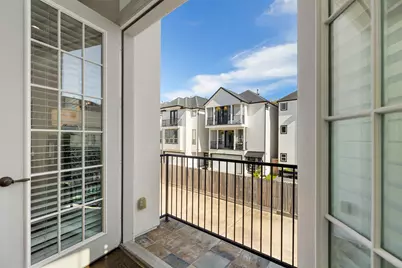 4003 Beacon Fisher Drive, Houston, TX 77018 - Photo 11