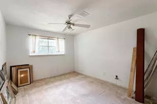 2109 E Linwood Oaks St, Pearland, TX 77581 - Photo 15
