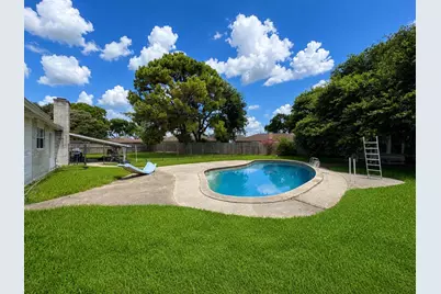 2109 E Linwood Oaks Street, Pearland, TX 77581 - Photo 29