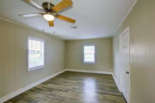 4220 Delhi St, Houston, TX 77022 - Photo 13