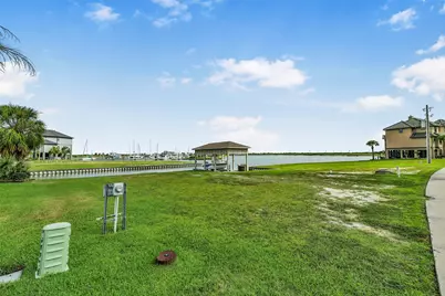 22 Fleming, Hitchcock, TX 77563 - Photo 17