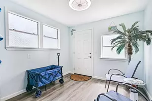 2917 Ave Q 1/2, Galveston, TX 77550 - Photo 21