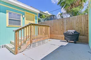 2917 Ave Q 1/2, Galveston, TX 77550 - Photo 43