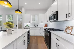 412 Neyland St, Houston, TX 77022 - Photo 9