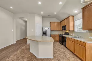 21830 Saragosa Pond Ln, Spring, TX 77379 - Photo 9