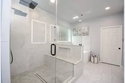 1003 Clarenda Falls Drive, Sugar Land, TX 77479 - Photo 25