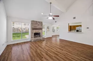 45 Country Forest Ct, The Woodlands, TX 77380 - Photo 9