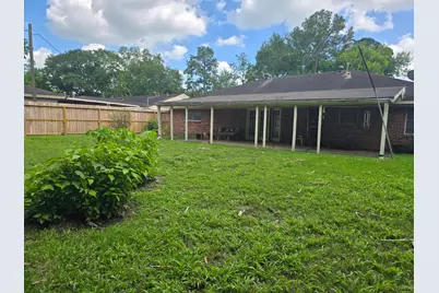 5714 Bankside Drive, Houston, TX 77096 - Photo 3