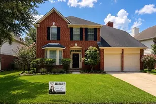 219 Birch Hill Dr, Sugar Land, TX 77479 - Photo 1