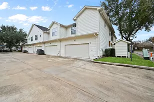 2865 Westhollow Dr, Houston, TX 77082 - Photo 37