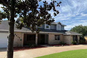6813 N Wayside Dr, Houston, TX 77028 - Photo 3