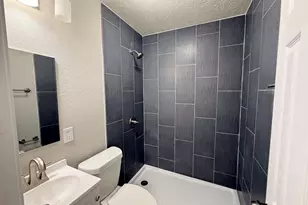 6813 N Wayside Dr, Houston, TX 77028 - Photo 35