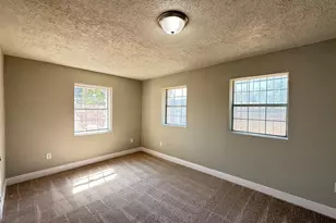 6813 N Wayside Dr, Houston, TX 77028 - Photo 25
