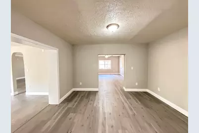 6813 N Wayside Drive, Houston, TX 77028 - Photo 17