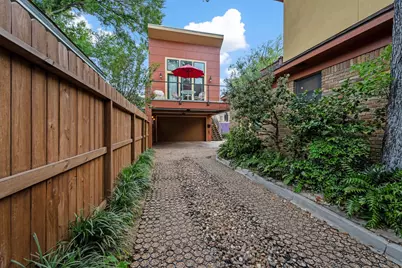 1911 Harold Street, Houston, TX 77098 - Photo 25