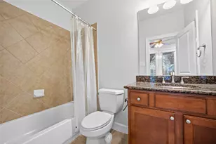 2811 Clay St, Houston, TX 77003 - Photo 9