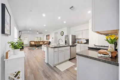 24034 Sunview Valley Drive, Spring, TX 77373 - Photo 13