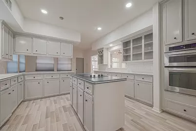 1015 Sugar Lakes Drive, Sugar Land, TX 77478 - Photo 9