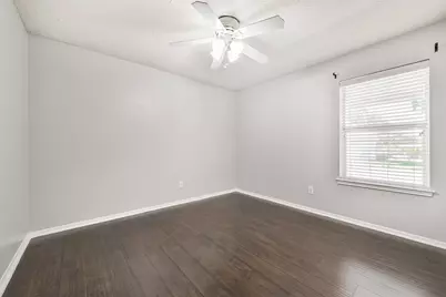 2401 Woody Road, Pearland, TX 77581 - Photo 21