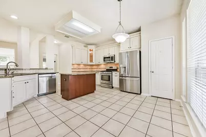 2401 Woody Road, Pearland, TX 77581 - Photo 11