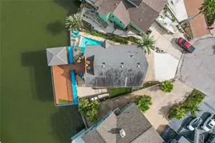 106 Isles End Rd, Tiki Island, TX 77554 - Photo 21