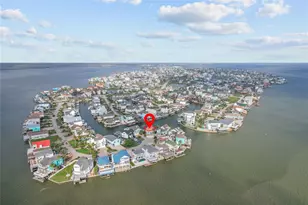 106 Isles End Rd, Tiki Island, TX 77554 - Photo 33