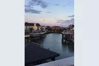 106 Isles End Road, Tiki Island, TX 77554 - Photo 19