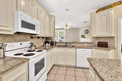 21207 Willow Fork Court, Katy, TX 77450 - Photo 13