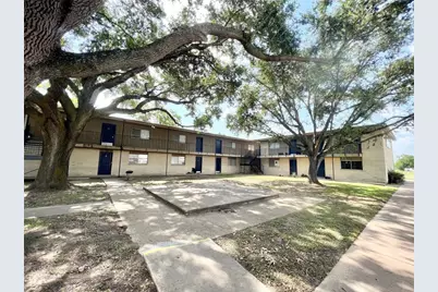 201 S Kaysie Street #17, Angleton, TX 77515 - Photo 1