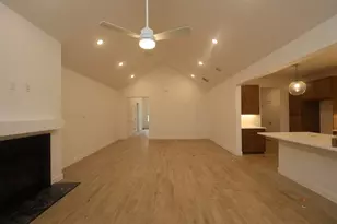 18623 Eastwood Rdg Ct, Crosby, TX 77532 - Photo 9