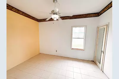 638 Kelly Lane, Angleton, TX 77515 - Photo 15