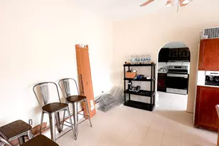 638 Kelly Ln, Angleton, TX 77515 - Photo 7