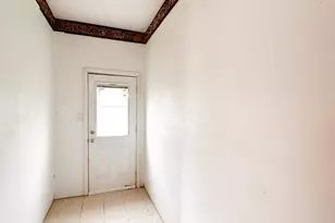 638 Kelly Ln, Angleton, TX 77515 - Photo 19