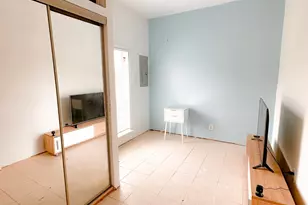 638 Kelly Ln, Angleton, TX 77515 - Photo 13