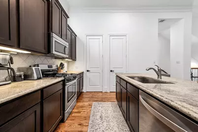 3205 Maxroy Street, Houston, TX 77008 - Photo 15