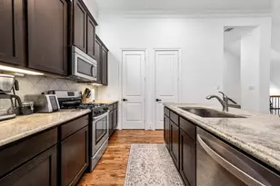 3205 Maxroy St, Houston, TX 77008 - Photo 15