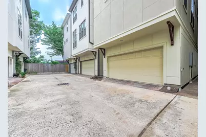 3205 Maxroy Street, Houston, TX 77008 - Photo 29