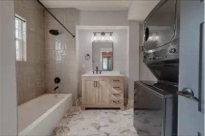 1110 Avenue K #DOWN, Galveston, TX 77550 - Photo 13